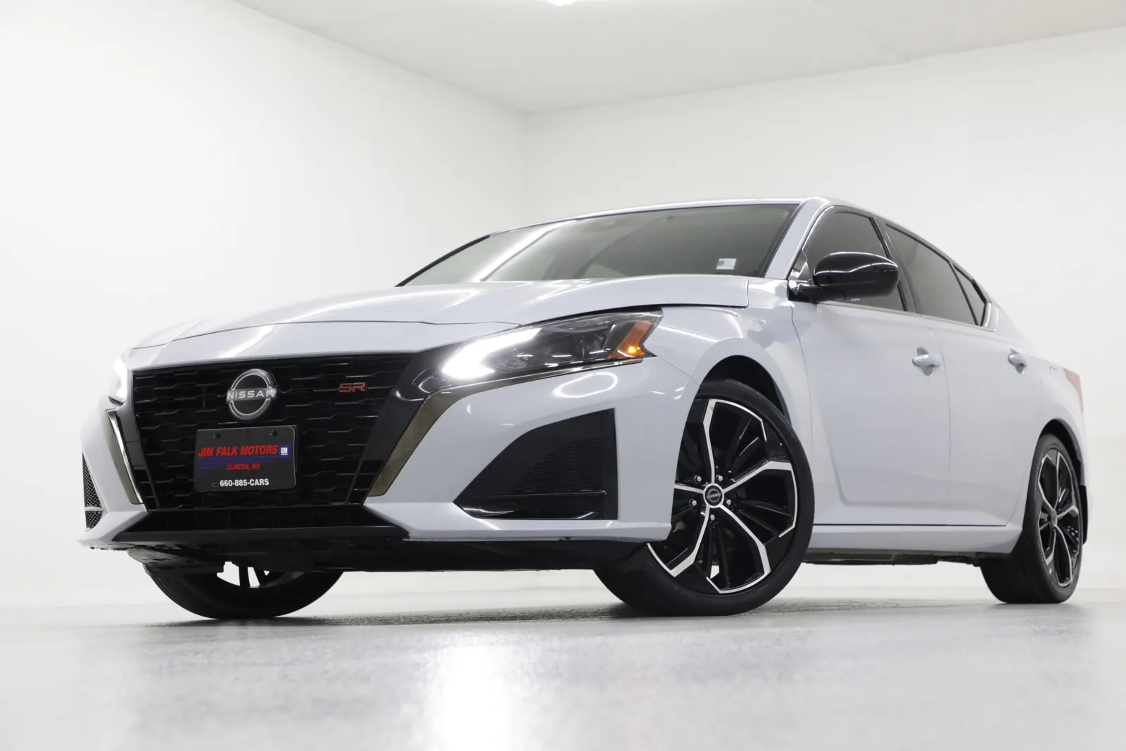Gray 2023 Nissan Altima 2.5 SR for sale in Clinton, MO
