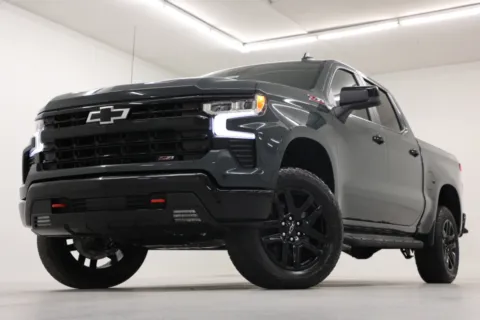 Gray 2025 Chevrolet Silverado 1500 LT Trail Boss for sale in Clinton, MO