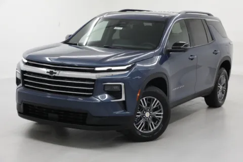 More photos of 2026 Chevrolet Traverse AWD LT at Jim Falk Motors, MO