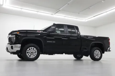 Photos of 2026 Chevrolet Silverado 2500HD LT for sale in Clinton, MO at Jim Falk Motors