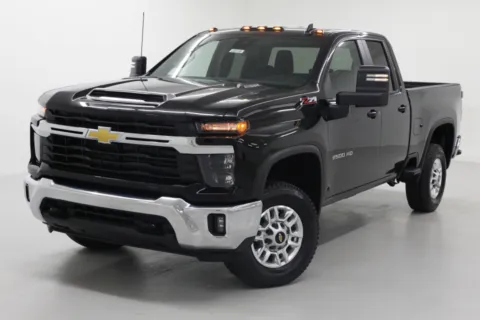 More photos of 2026 Chevrolet Silverado 2500HD LT at Jim Falk Motors, MO