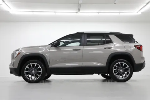 Another view of 2026 GMC Terrain AWD Elevation for sale in Clinton, MO at Jim Falk Motors