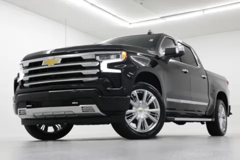 Black 2024 Chevrolet Silverado 1500 High Country for sale in Clinton, MO