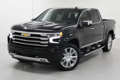 More photos of 2024 Chevrolet Silverado 1500 High Country at Jim Falk Motors, MO