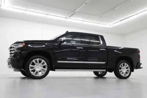 Photos of 2026 Chevrolet Silverado 1500 High Country for sale in Clinton, MO at Jim Falk Motors