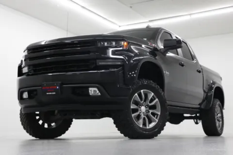 Black 2021 Chevrolet Silverado 1500 LT for sale in Clinton, MO