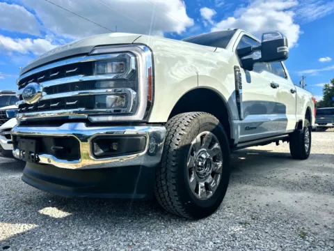 Gray 2025 Ford Super Duty F-250 SRW LARIAT for sale in Clinton, MO
