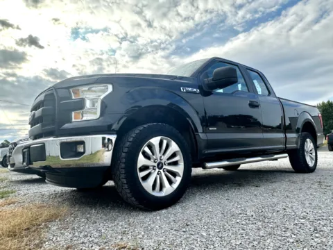 Black 2016 Ford F-150 XL for sale in Clinton, MO