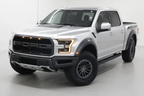 More photos of 2019 Ford F-150 Raptor at Jim Falk Motors, MO
