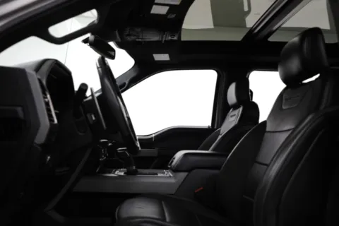 More photos of 2019 Ford F-150 Raptor at Jim Falk Motors, MO