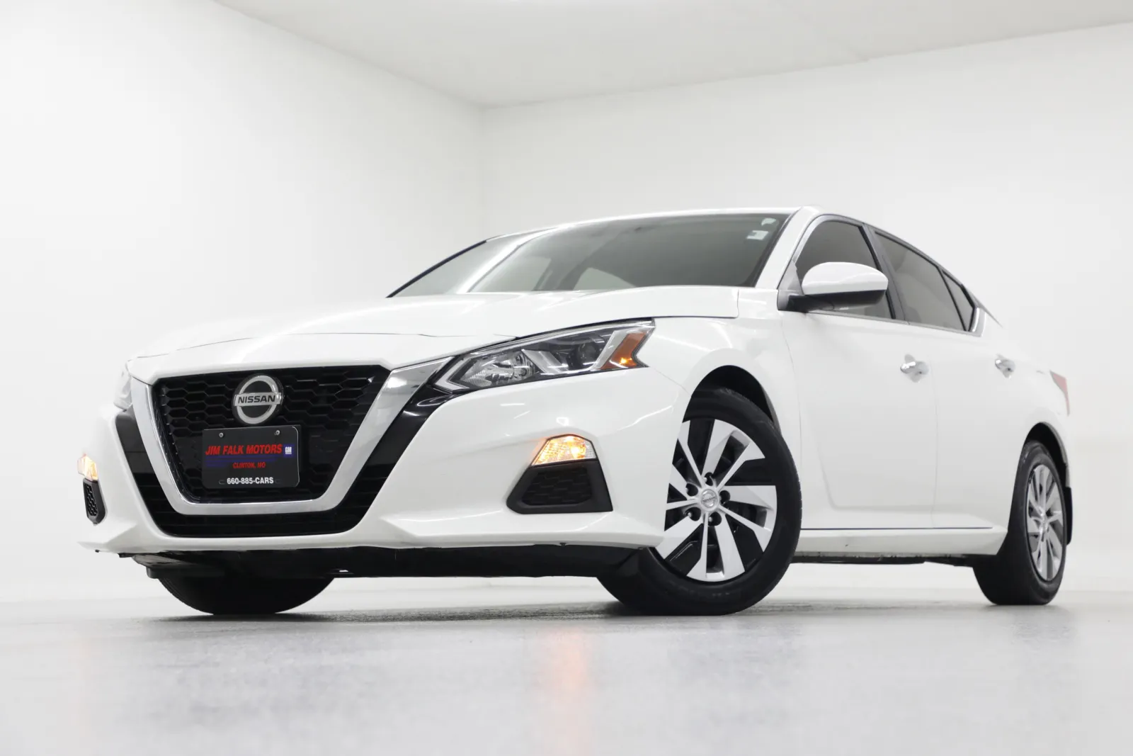White 2019 Nissan Altima 2.5 S for sale in Clinton, MO