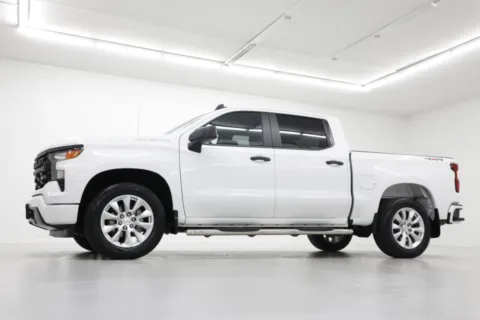 Photos of 2024 Chevrolet Silverado 1500 Custom for sale in Clinton, MO at Jim Falk Motors
