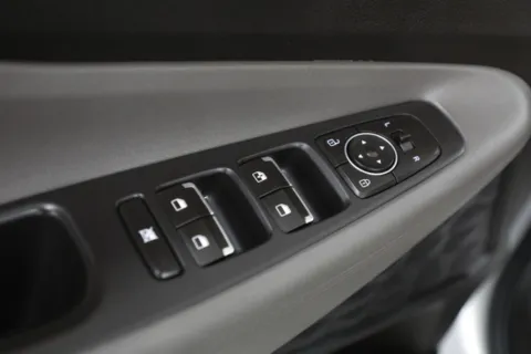 More photos of 2020 Hyundai Santa Fe SE at Jim Falk Motors, MO