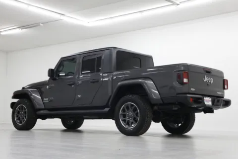 More photos of 2020 Jeep Gladiator Overland North Edition at Jim Falk Motors, MO