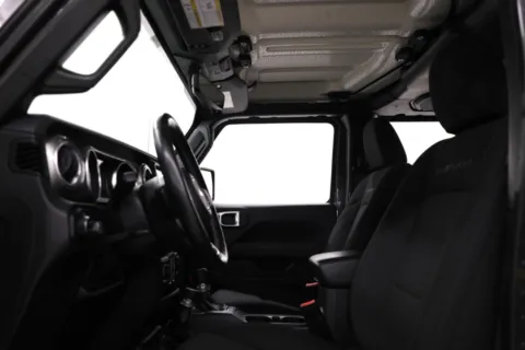 More photos of 2020 Jeep Gladiator Overland North Edition at Jim Falk Motors, MO