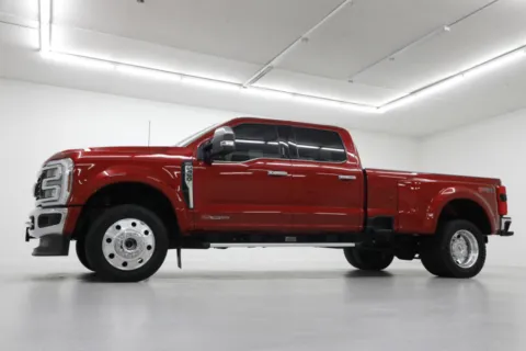 Photos of 2024 Ford Super Duty F-450 DRW LARIAT for sale in Clinton, MO at Jim Falk Motors