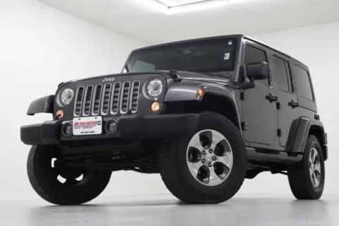 Gray 2018 Jeep Wrangler JK Unlimited Sahara for sale in Clinton, MO
