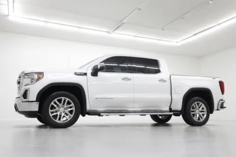 Photos of 2022 GMC Sierra 1500 Limited SLT for sale in Clinton, MO at Jim Falk Motors