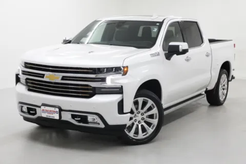 More photos of 2019 Chevrolet Silverado 1500 High Country at Jim Falk Motors, MO