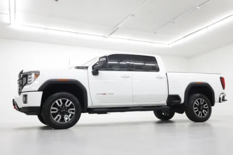 Photos of 2021 GMC Sierra 2500HD AT4 for sale in Clinton, MO at Jim Falk Motors