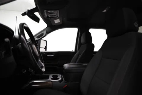 More photos of 2022 Chevrolet Silverado 2500HD LT at Jim Falk Motors, MO