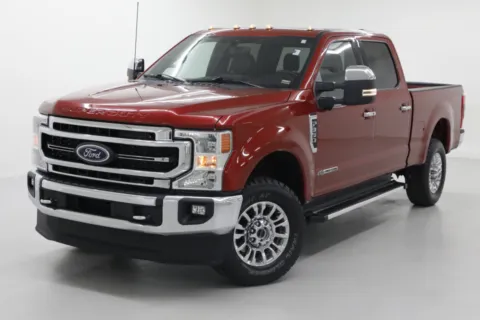 More photos of 2022 Ford Super Duty F-350 SRW LARIAT at Jim Falk Motors, MO