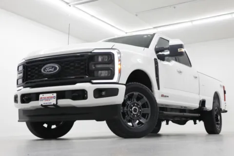 White 2023 Ford Super Duty F-350 SRW LARIAT for sale in Clinton, MO