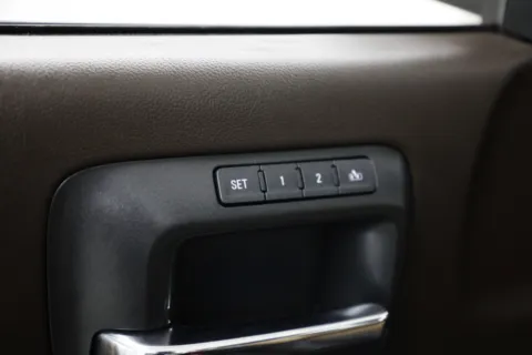 More photos of 2018 GMC Sierra 1500 Denali at Jim Falk Motors, MO