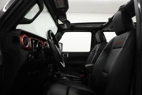 More photos of 2021 Jeep Wrangler Unlimited Rubicon at Jim Falk Motors, MO
