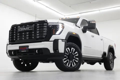 White 2025 GMC Sierra 2500HD Denali Ultimate for sale in Clinton, MO