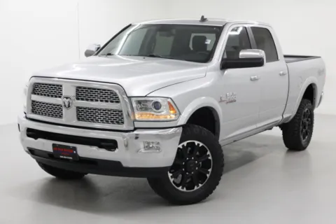 More photos of 2018 Ram 2500 Laramie at Jim Falk Motors, MO
