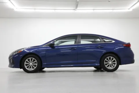 Another view of 2019 Hyundai Sonata SE for sale in Clinton, MO at Jim Falk Motors