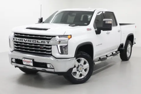 More photos of 2022 Chevrolet Silverado 2500HD LTZ at Jim Falk Motors, MO