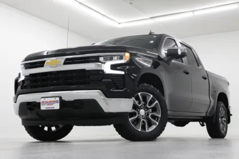 Black 2023 Chevrolet Silverado 1500 LT for sale in Clinton, MO