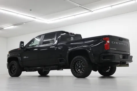 More photos of 2021 Chevrolet Silverado 2500HD LTZ at Jim Falk Motors, MO