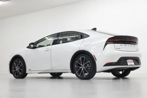 More photos of 2024 Toyota Prius XLE at Jim Falk Motors, MO