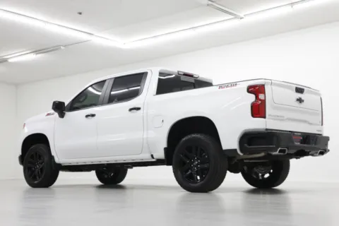 More photos of 2025 Chevrolet Silverado 1500 LT Trail Boss at Jim Falk Motors, MO