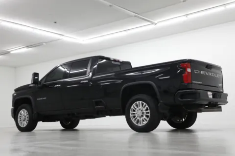More photos of 2020 Chevrolet Silverado 3500HD High Country at Jim Falk Motors, MO