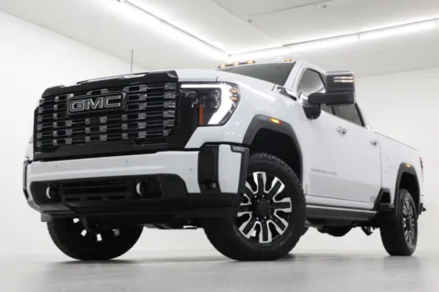 White 2026 GMC Sierra 2500HD Denali Ultimate for sale in Clinton, MO