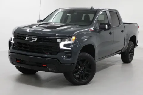 More photos of 2026 Chevrolet Silverado 1500 LT Trail Boss at Jim Falk Motors, MO