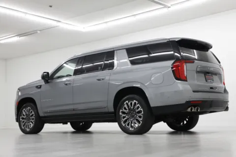 More photos of 2023 GMC Yukon XL Denali Ultimate at Jim Falk Motors, MO