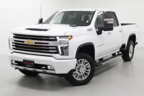 More photos of 2022 Chevrolet Silverado 2500HD High Country at Jim Falk Motors, MO
