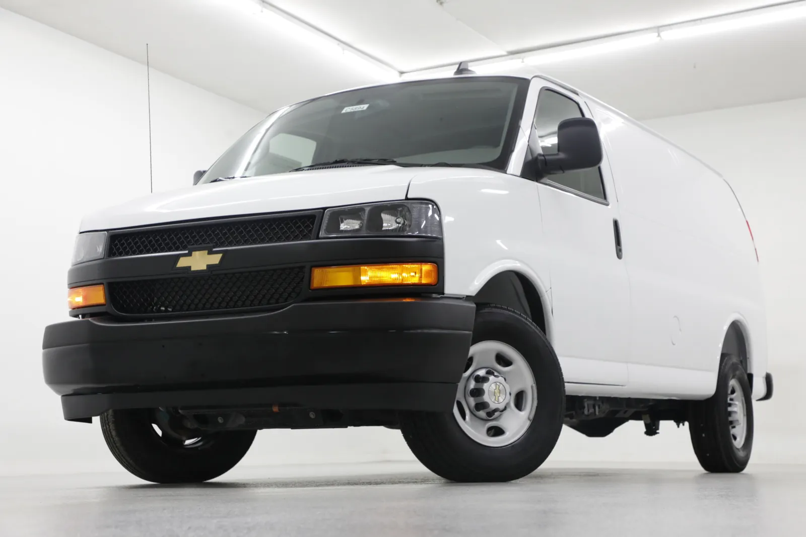 White 2025 Chevrolet Express 3500 Cargo Work Van for sale in Clinton, MO