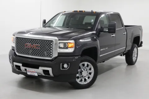 More photos of 2015 GMC Sierra 2500HD Denali at Jim Falk Motors, MO
