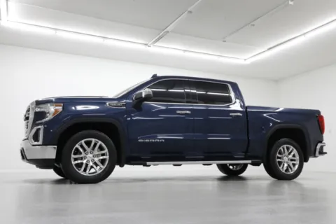 Photos of 2021 GMC Sierra 1500 SLT for sale in Clinton, MO at Jim Falk Motors
