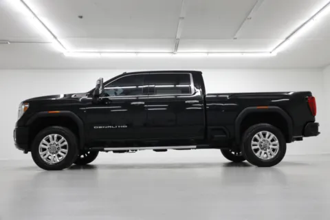Another view of 2022 GMC Sierra 2500HD Denali for sale in Clinton, MO at Jim Falk Motors