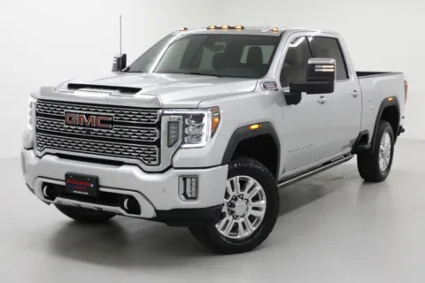 More photos of 2022 GMC Sierra 2500HD Denali at Jim Falk Motors, MO