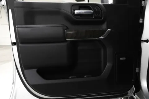Photos of 2022 GMC Sierra 2500HD Denali for sale in Clinton, MO at Jim Falk Motors