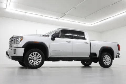 Photos of 2022 GMC Sierra 2500HD Denali for sale in Clinton, MO at Jim Falk Motors