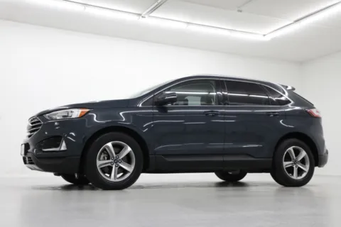 Photos of 2019 Ford Edge SEL for sale in Clinton, MO at Jim Falk Motors